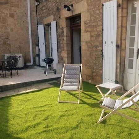 Вилла In The Heart Of Sarlat- Charming & Authentic House Экстерьер фото
