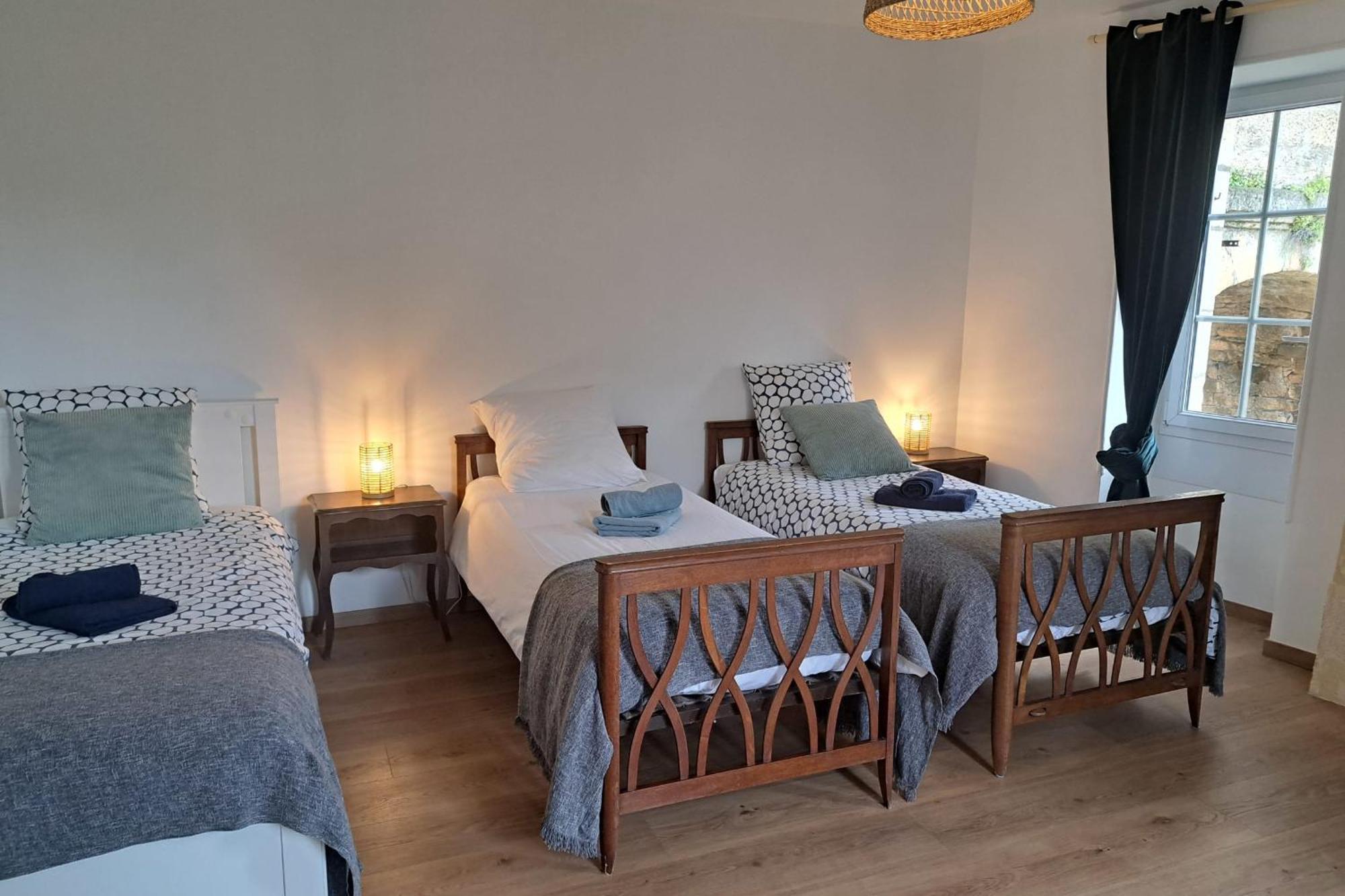 Вилла In The Heart Of Sarlat- Charming & Authentic House Экстерьер фото