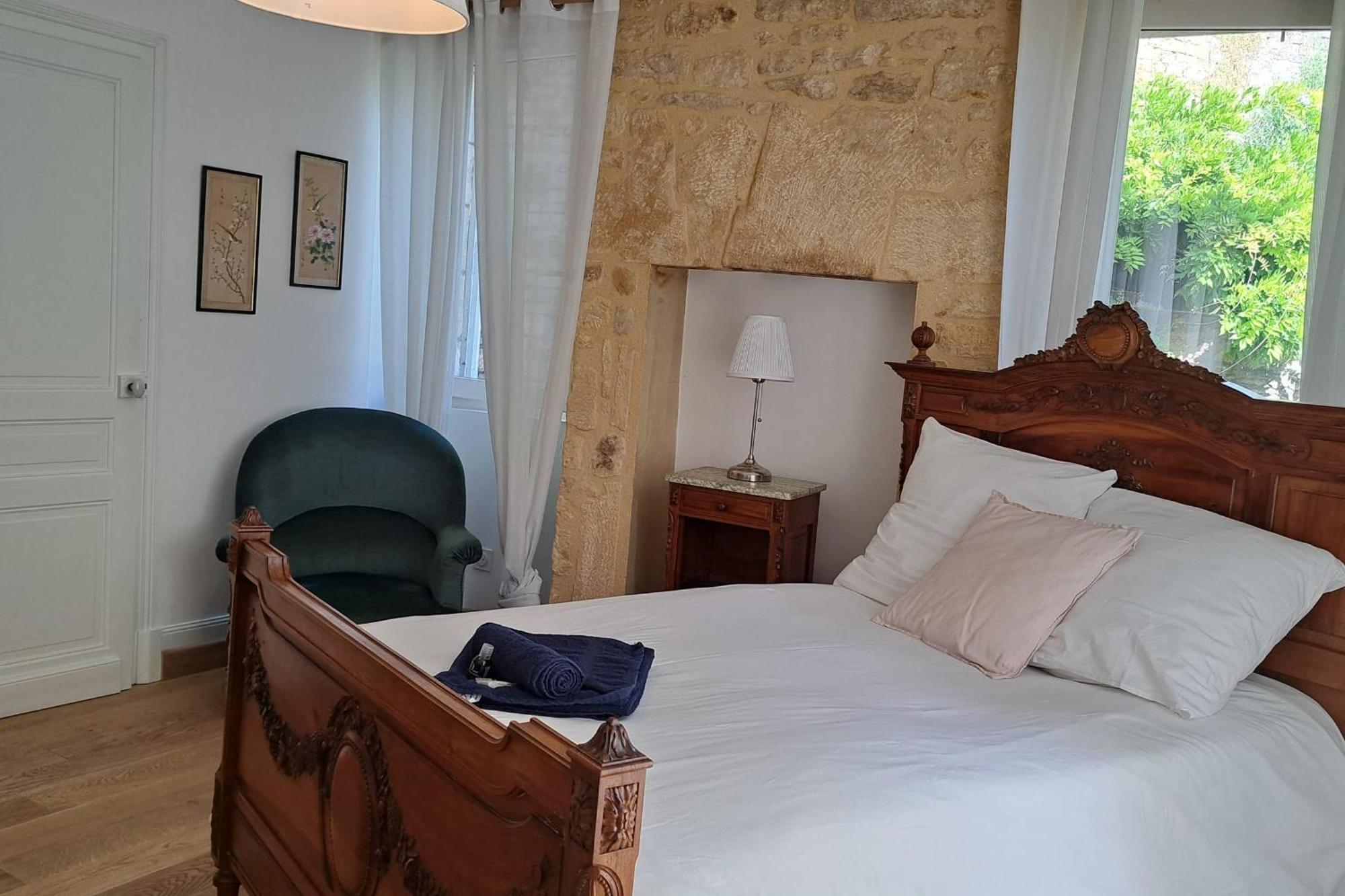 Вилла In The Heart Of Sarlat- Charming & Authentic House Экстерьер фото